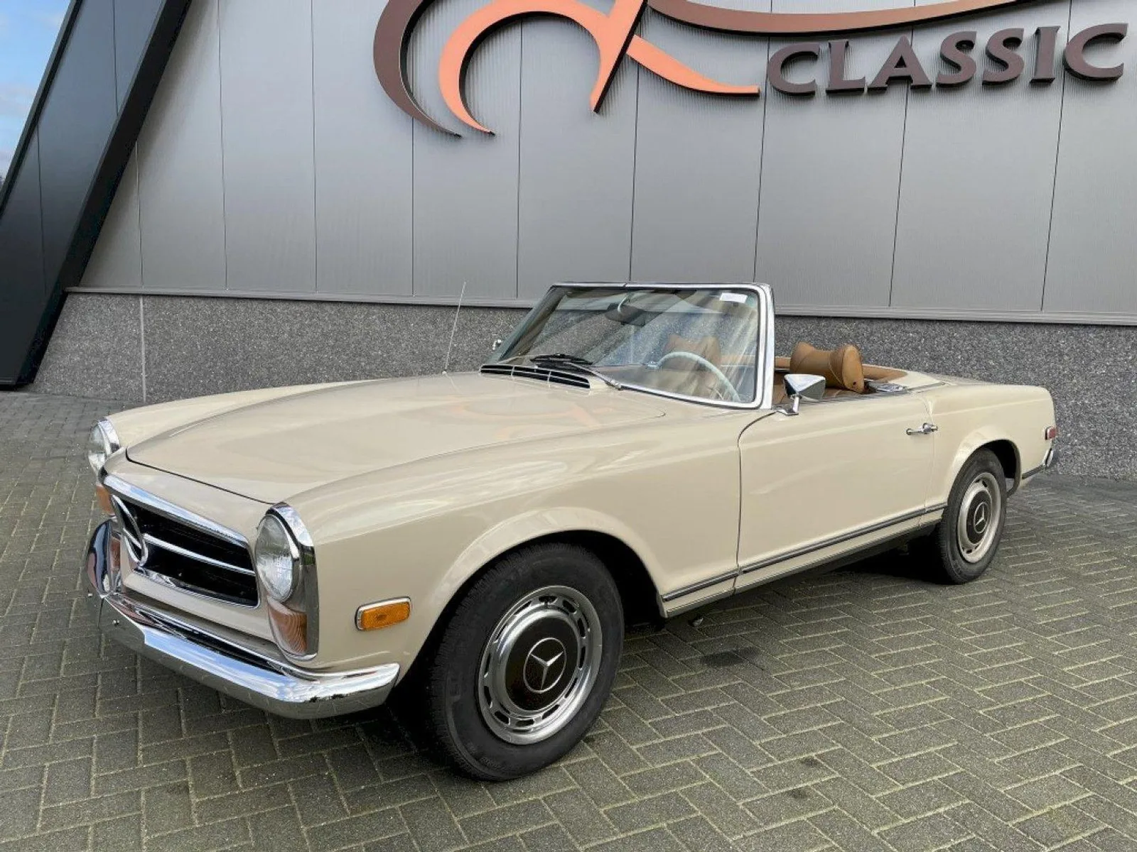 Mercedes-Benz SL-Klasse (1970) — foto 1