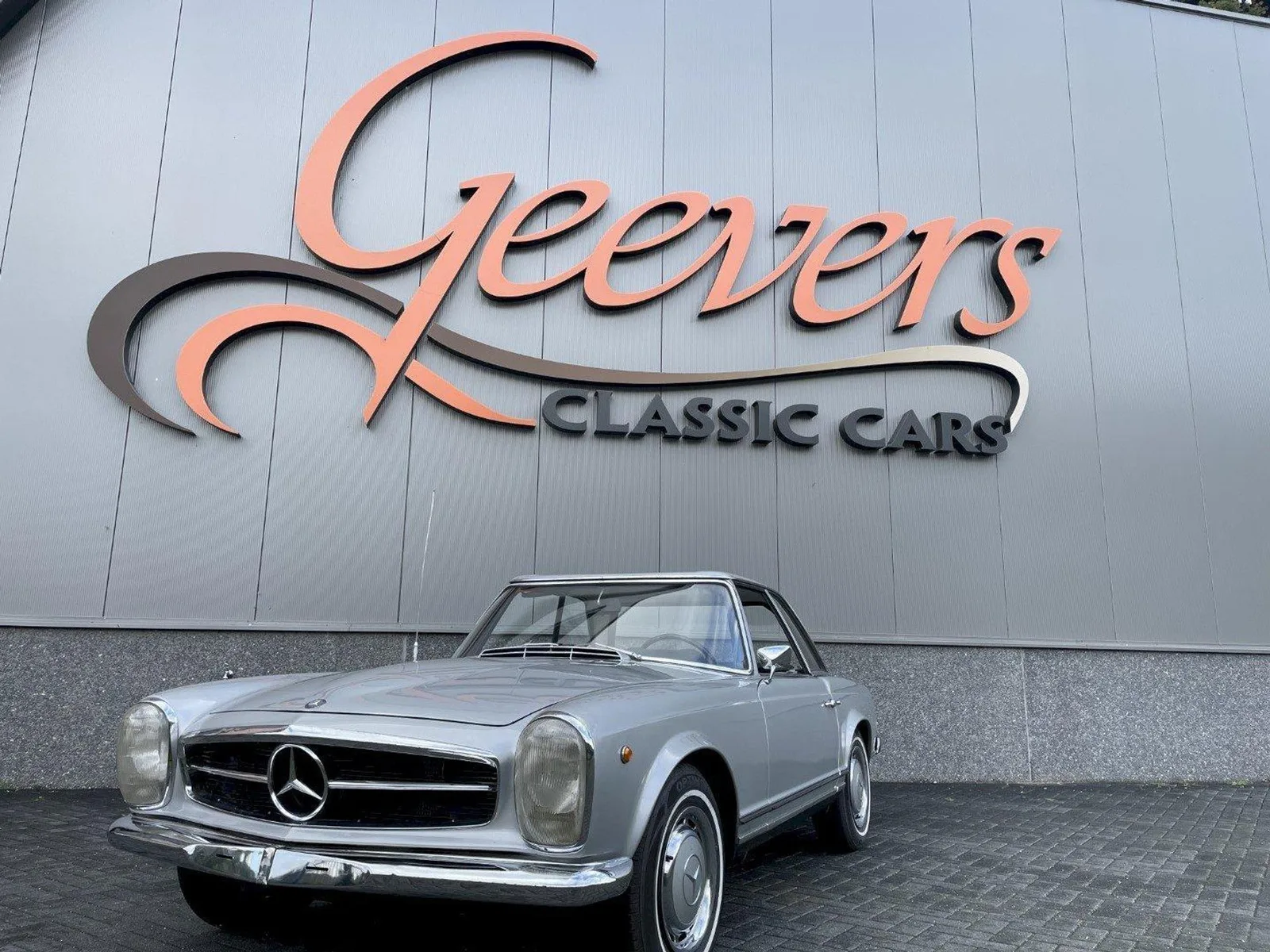Mercedes-Benz SL-Klasse (1968) — foto 1