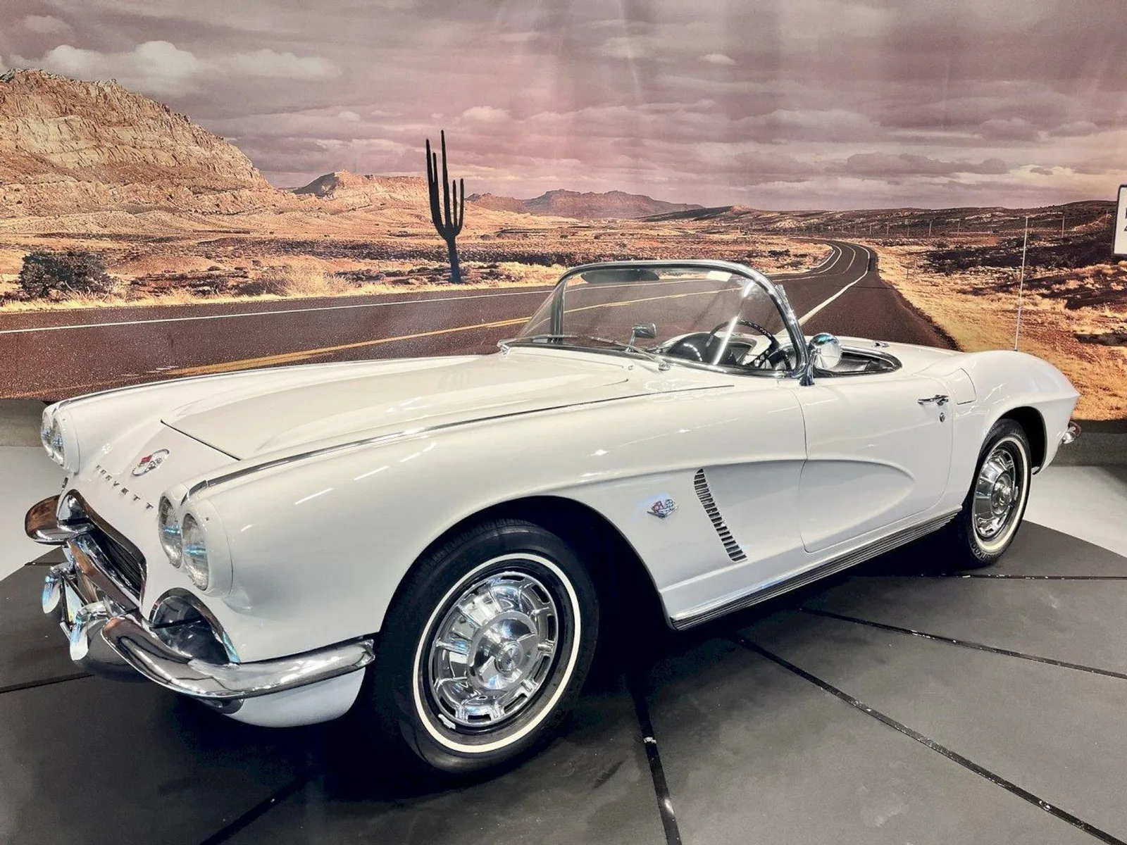 Chevrolet Corvette (1962) — foto 1