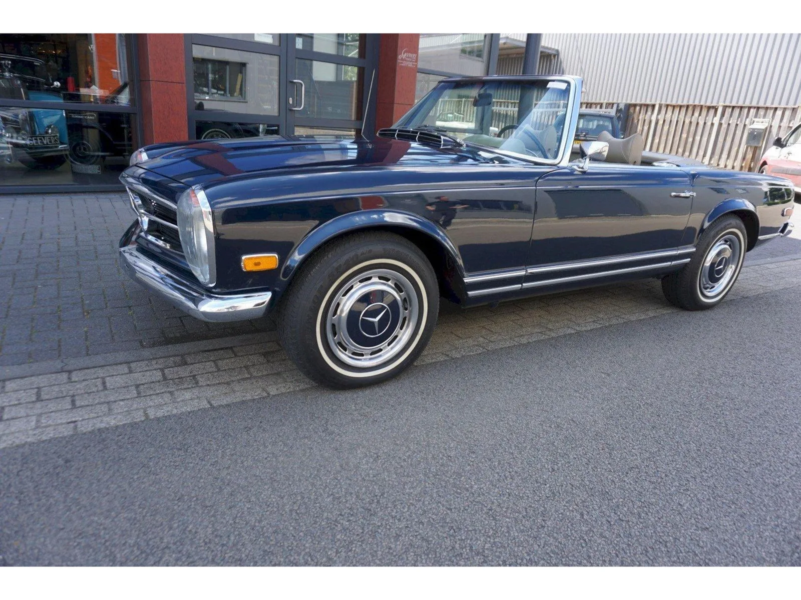 Mercedes-Benz SL-Klasse (1970) — foto 1