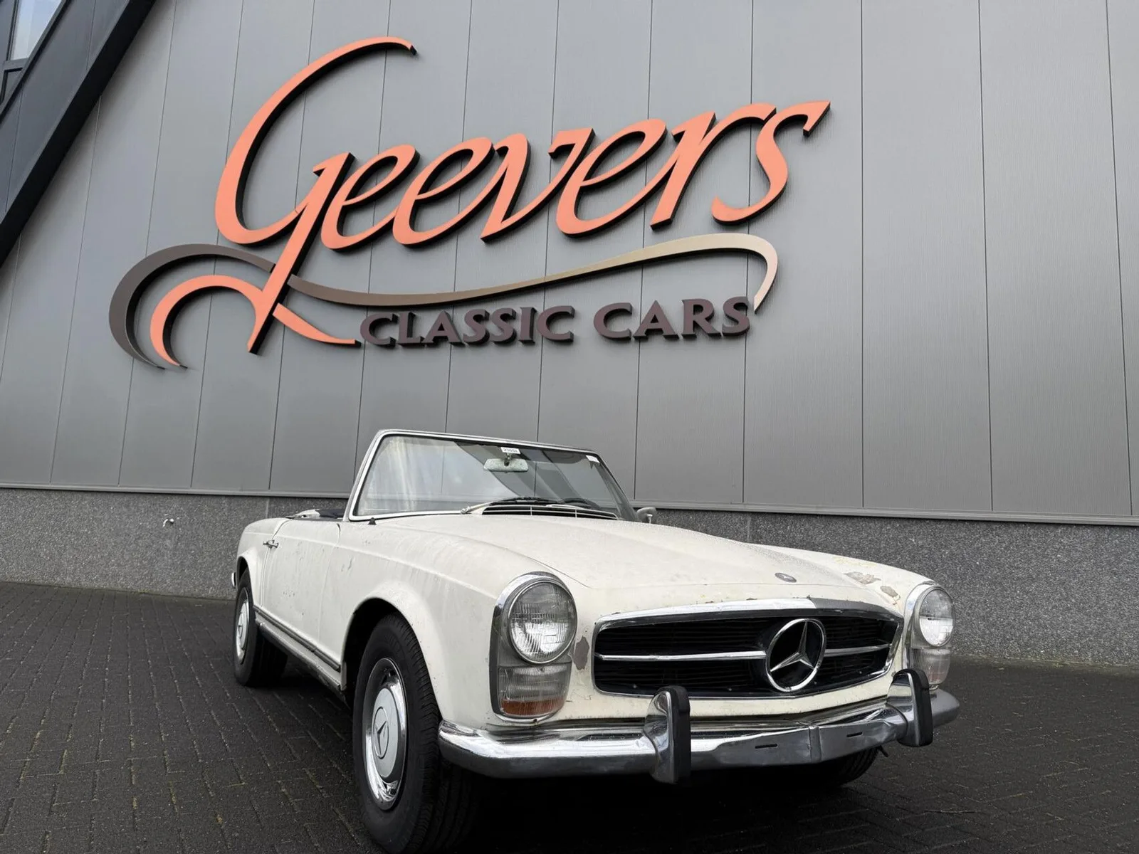 Mercedes-Benz SL-Klasse (1966) — foto 1