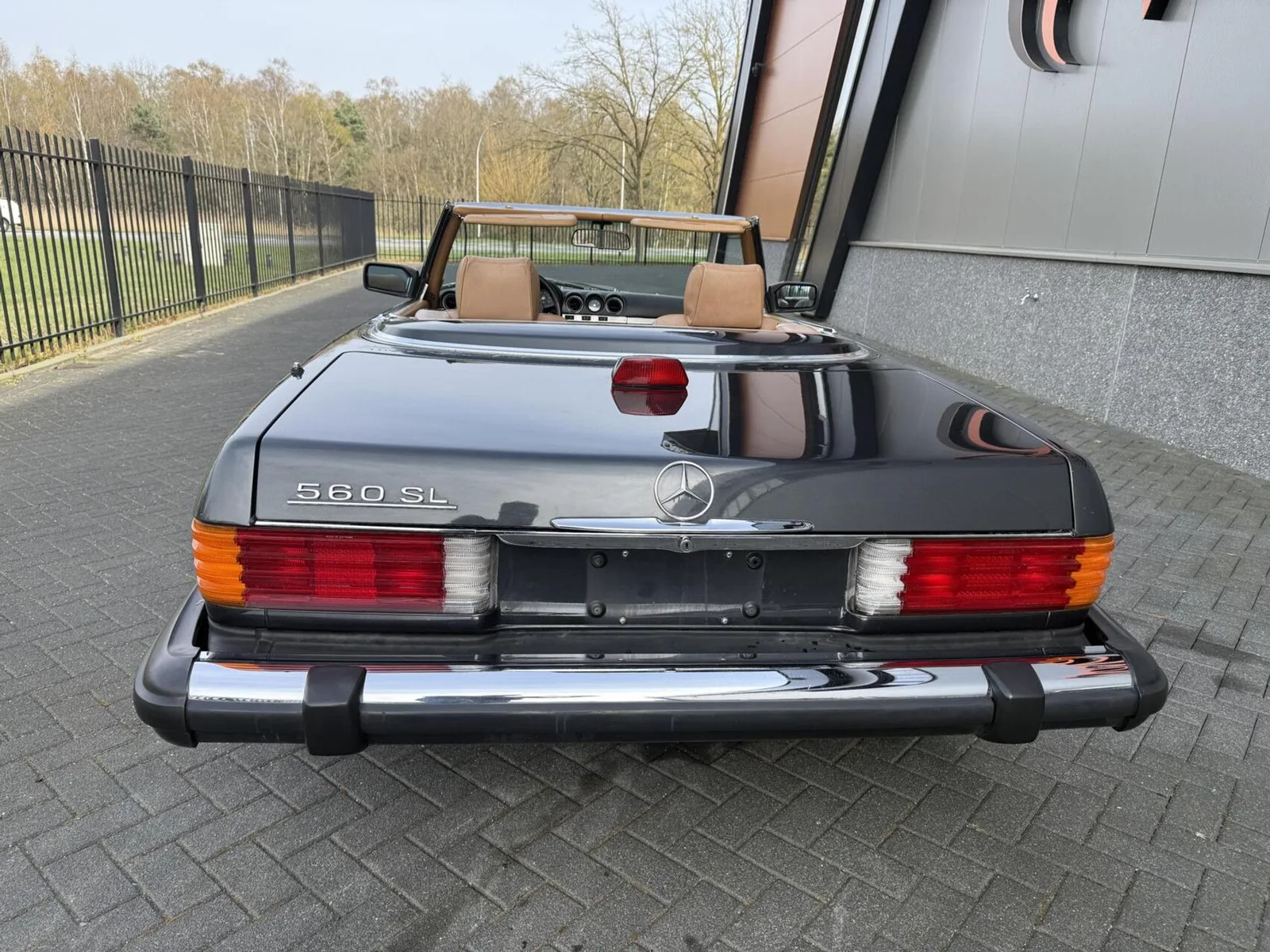 Mercedes-Benz SL-Klasse (1986) — foto 1