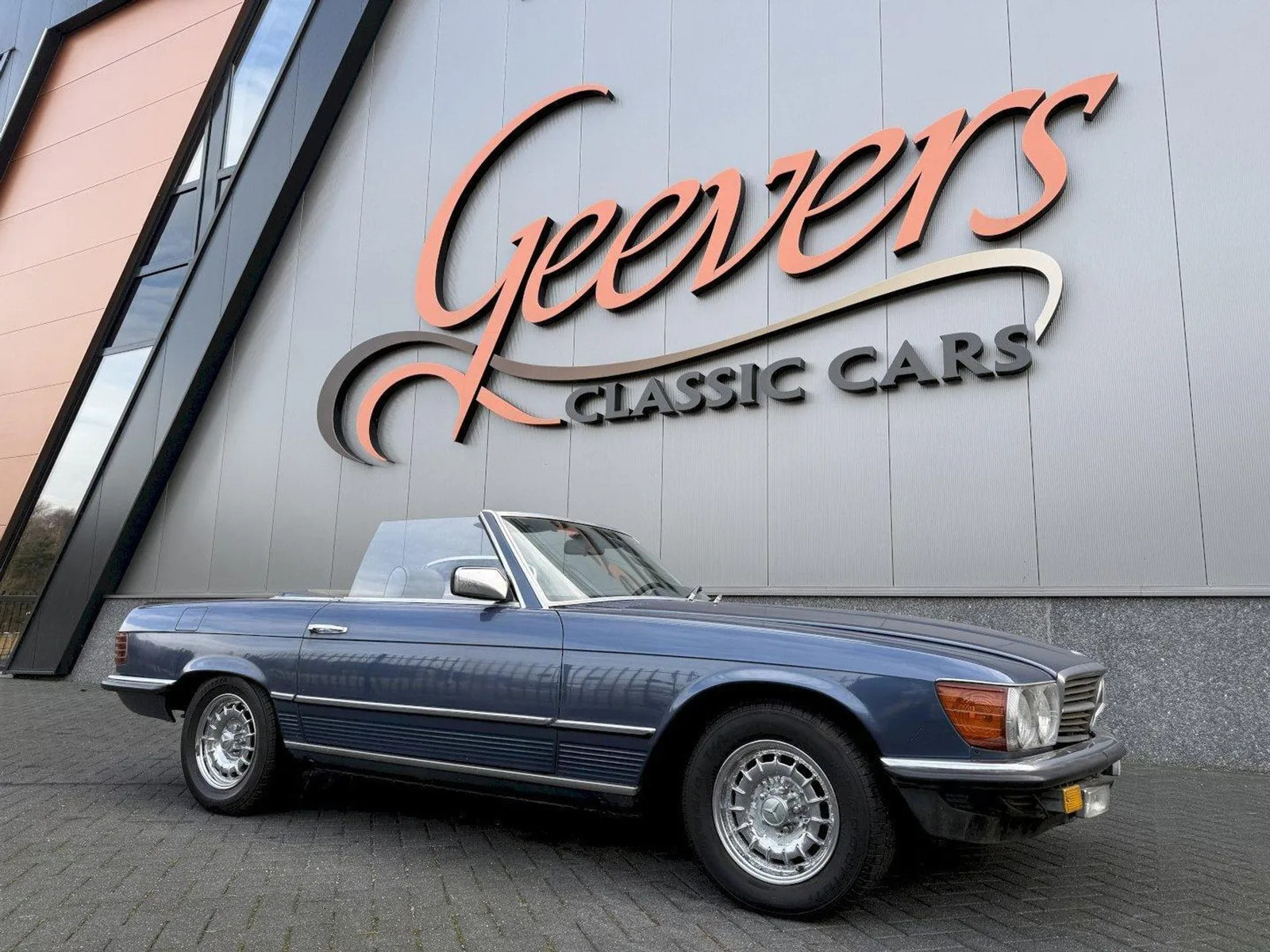 Mercedes-Benz SL-Klasse (1981) — foto 1