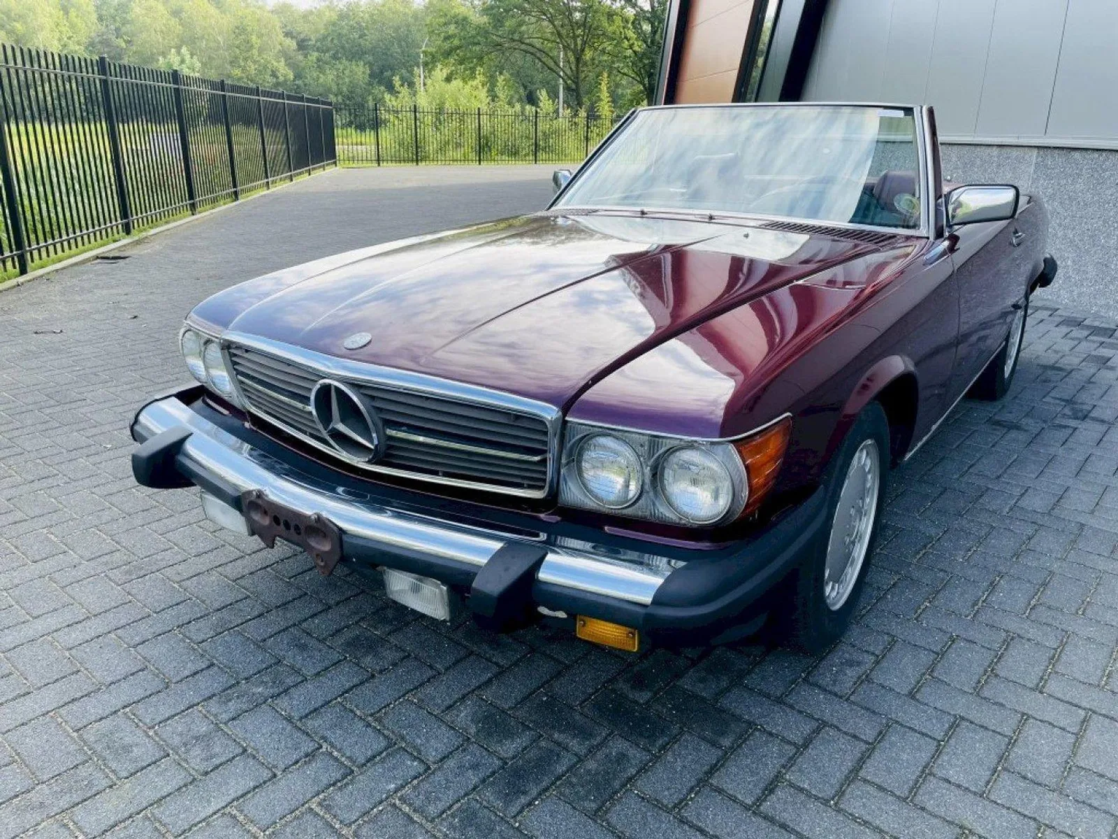 Mercedes-Benz SL-Klasse (1986) — foto 1