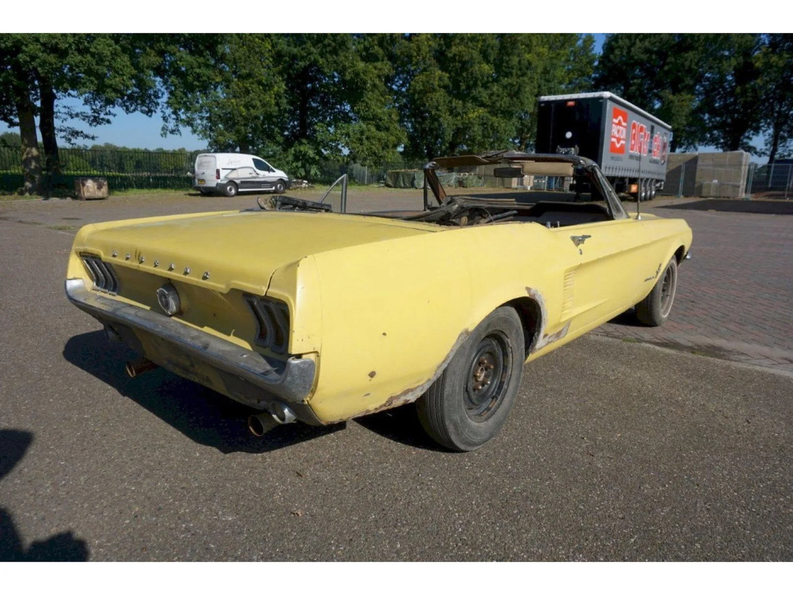 Ford Mustang (1967) — foto 1
