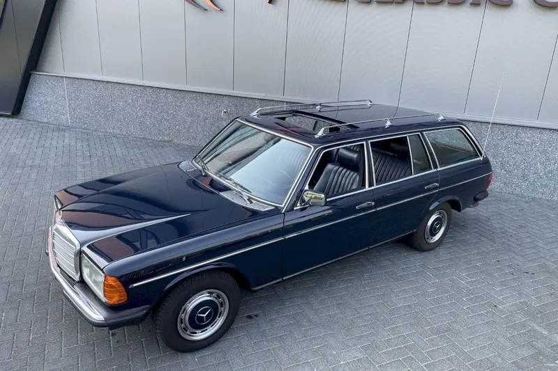 Mercedes-Benz 200-Serie (1979)