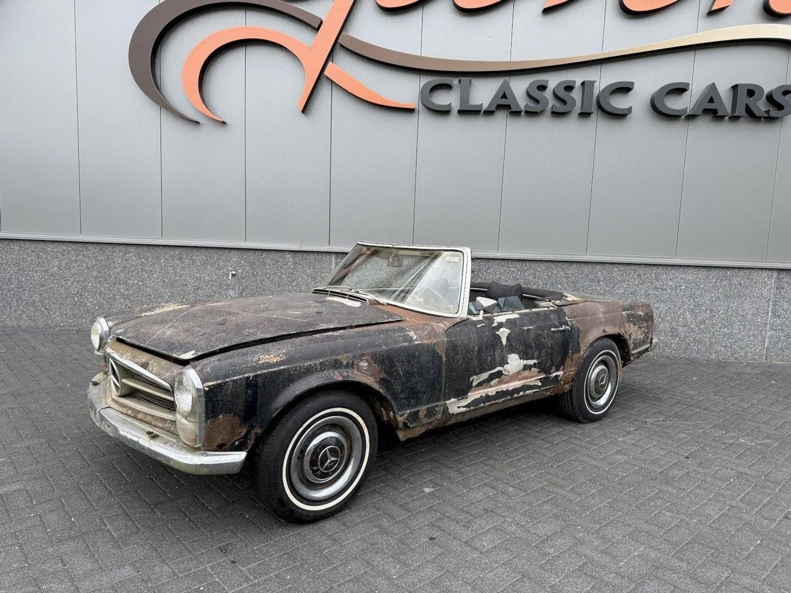 Mercedes-Benz SL-Klasse (1967) — foto 1