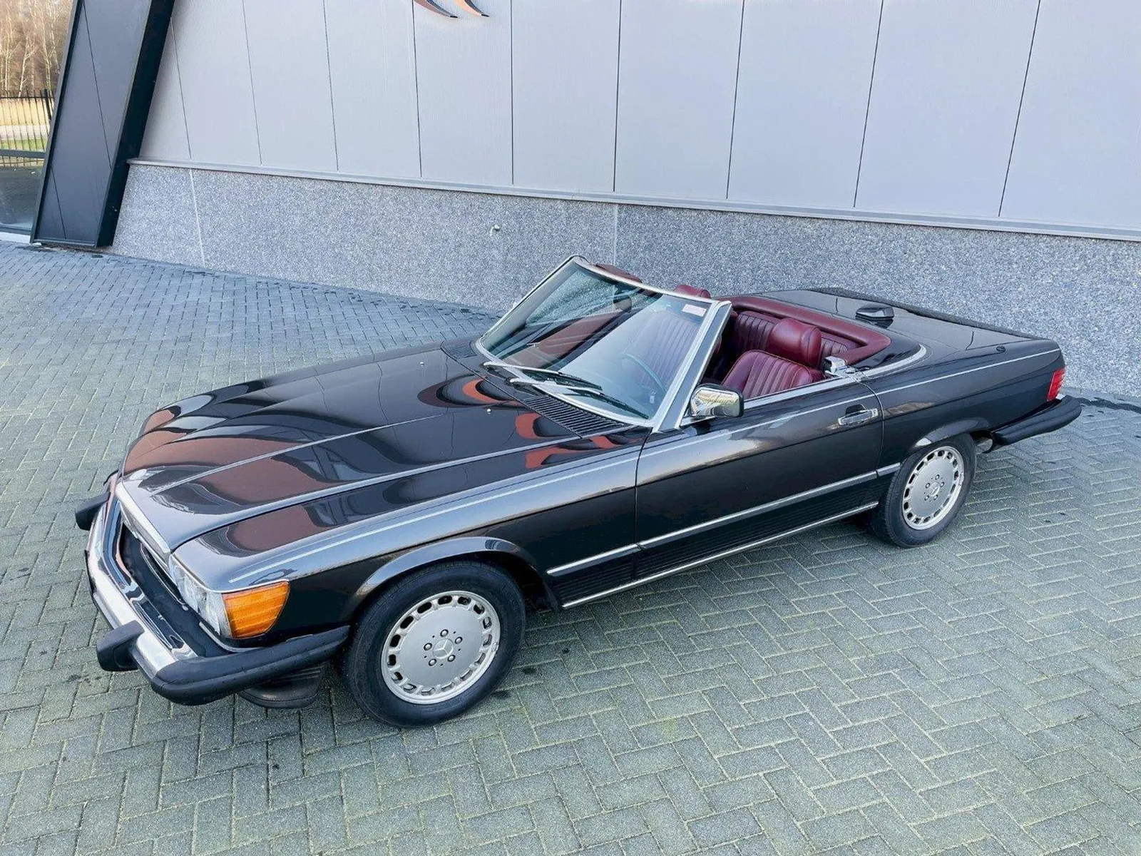Mercedes-Benz SL-Klasse (1987) — foto 1