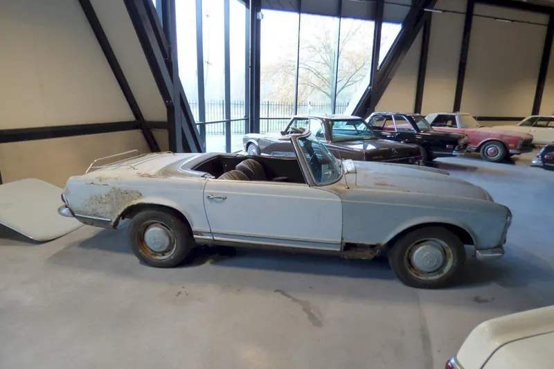 Mercedes-Benz SL-Klasse (1966)