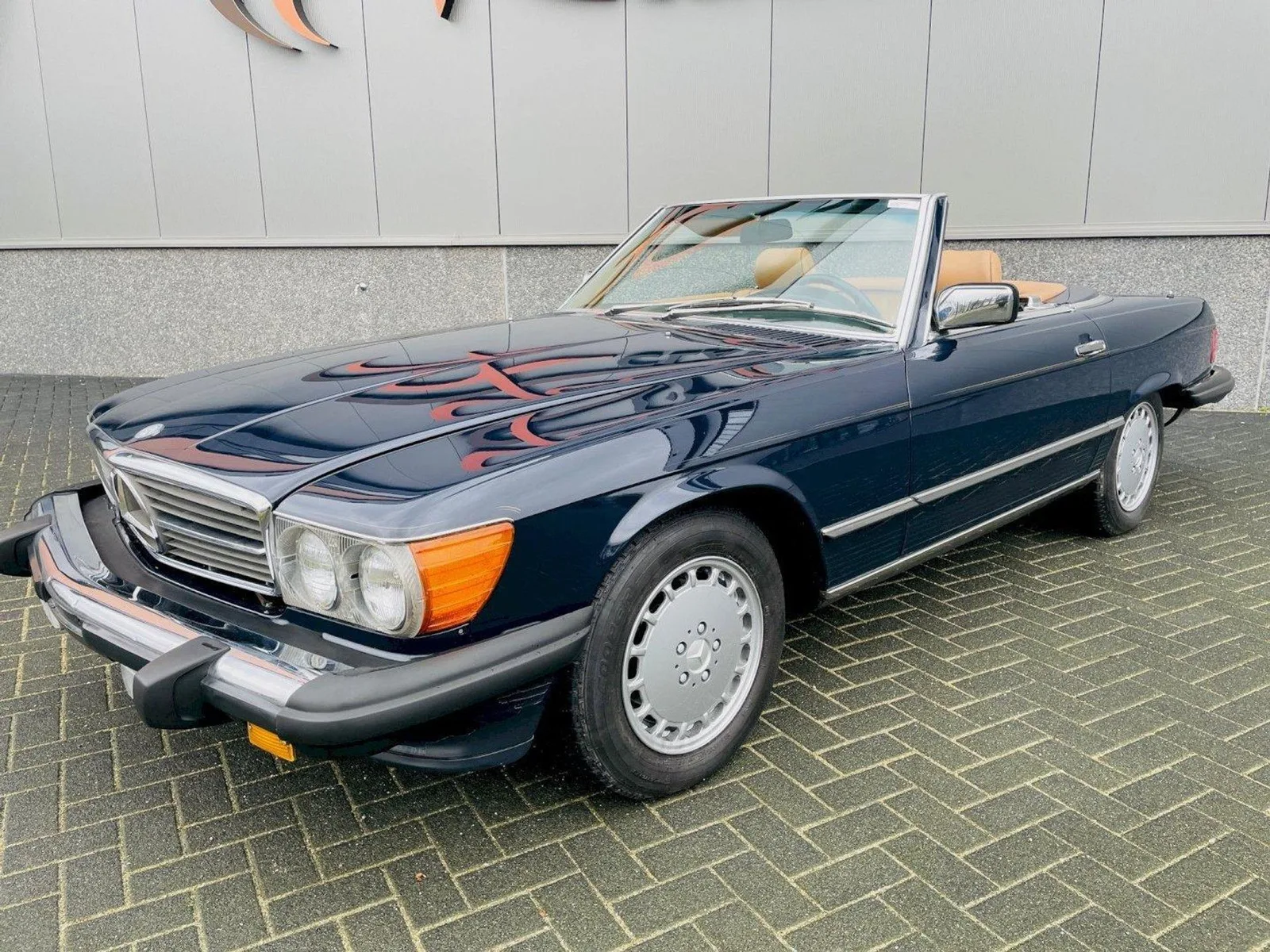 Mercedes-Benz SL-Klasse (1988) — foto 1
