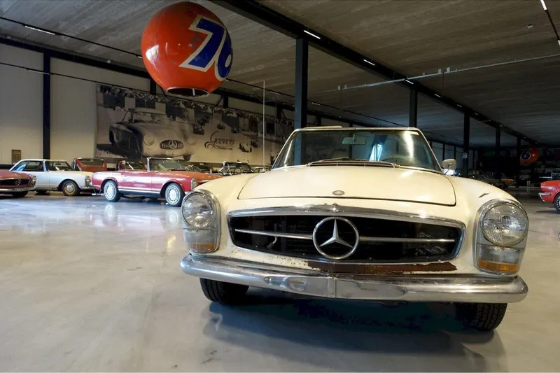 Mercedes-Benz SL-Klasse (1966)