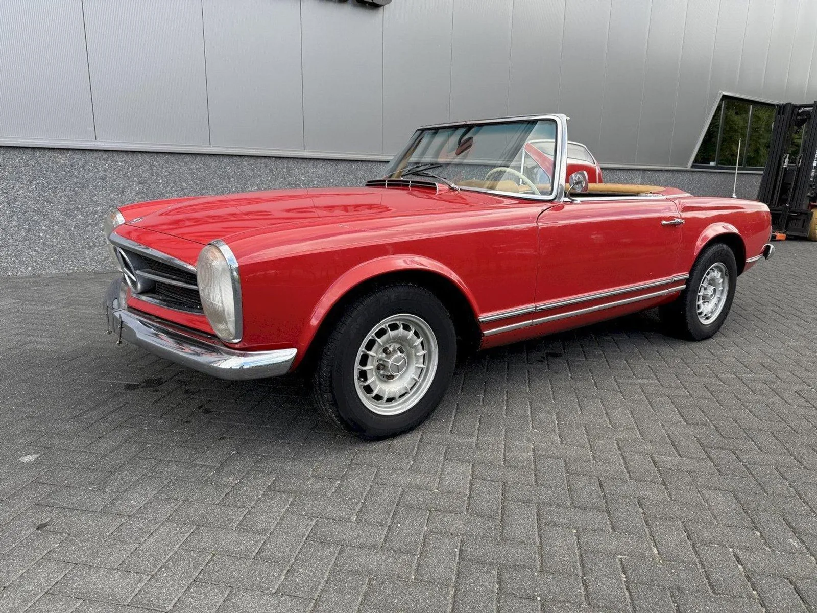 Mercedes-Benz SL-Klasse (1967) — foto 1