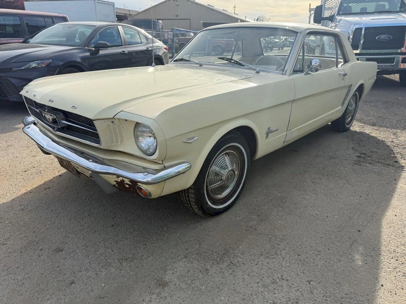 Ford Mustang (1965) — foto 1