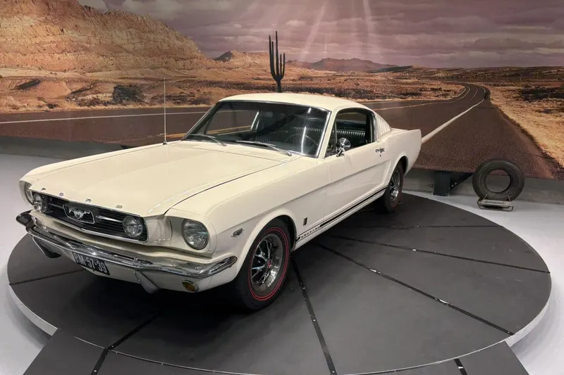Ford Mustang (1966)