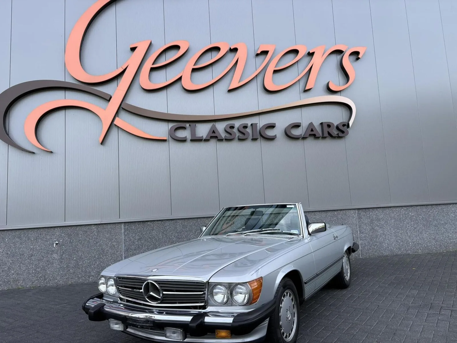 Mercedes-Benz SL-Klasse (1986) — foto 1