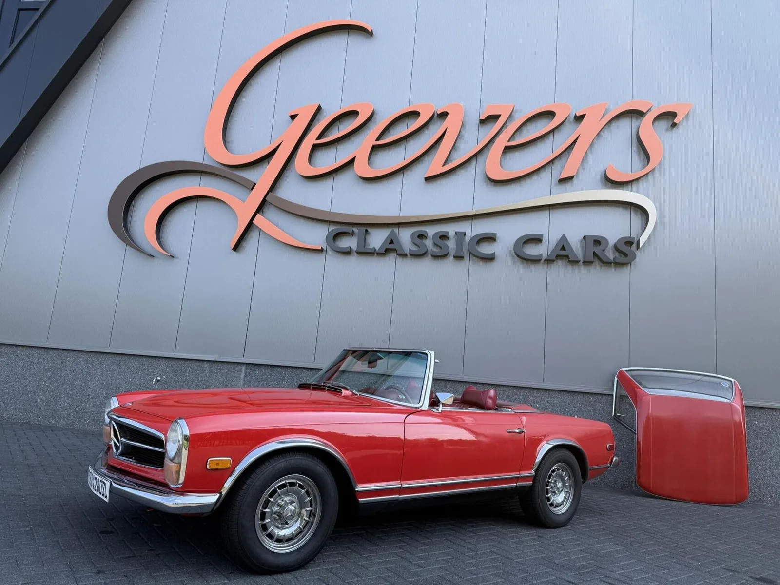 Mercedes-Benz SL-Klasse (1968) — foto 1