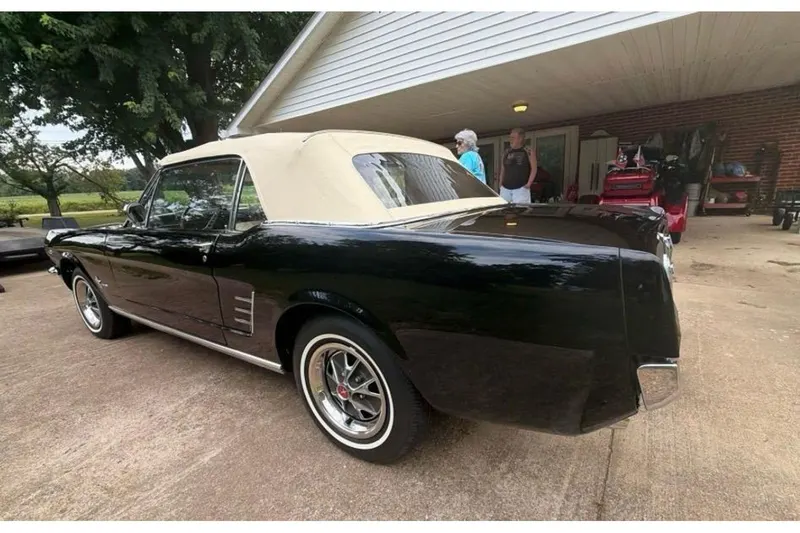 Ford Mustang (1966)