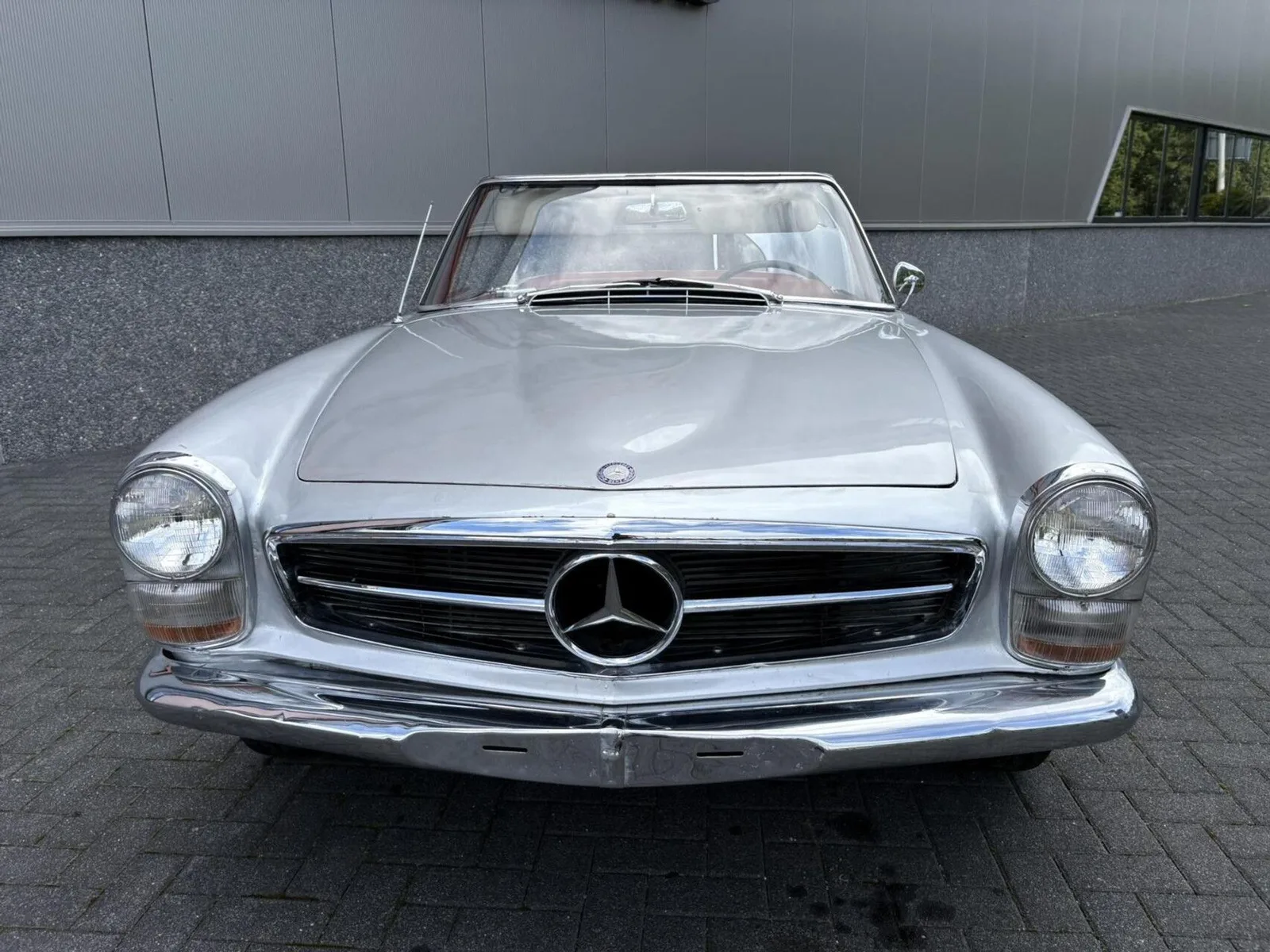 Mercedes-Benz SL-Klasse (1966) — foto 1