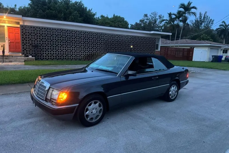 Mercedes-Benz W124 (1993)