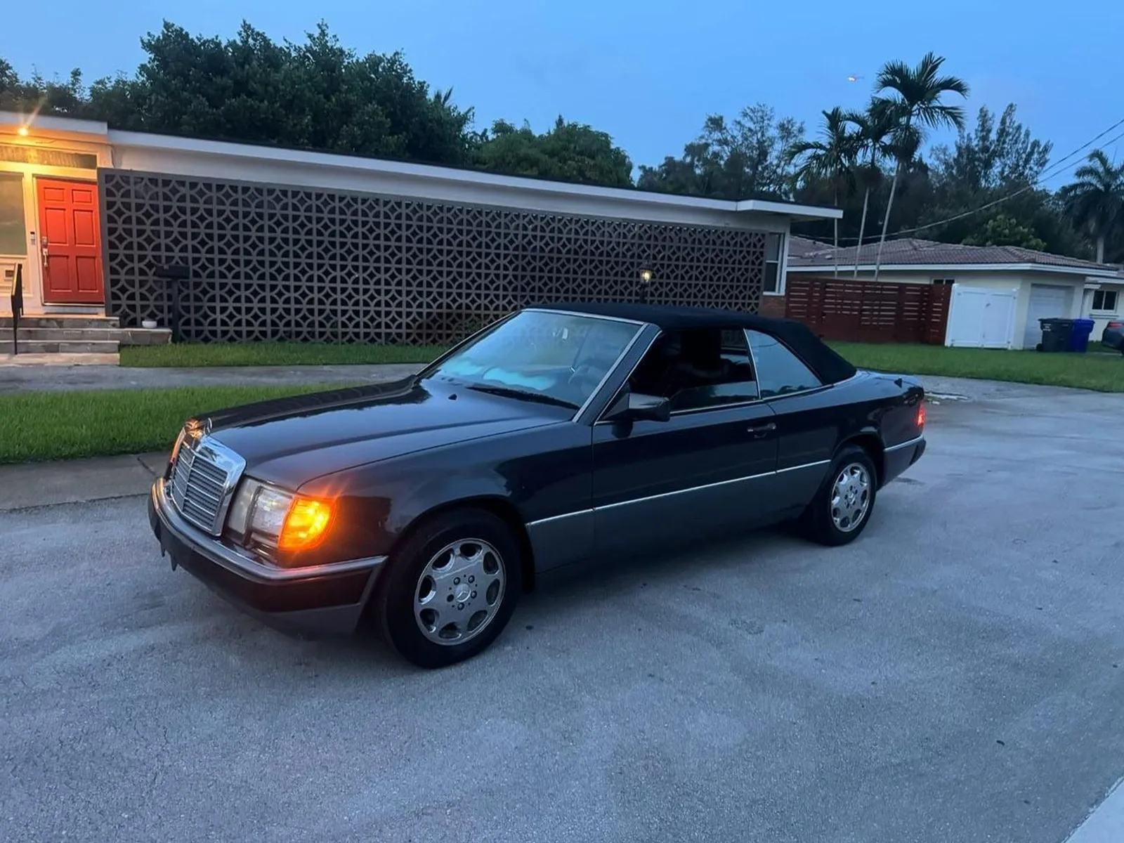 Mercedes-Benz E-Klasse (1993) — foto 1