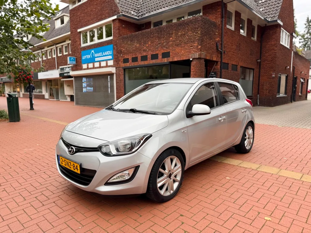 Hyundai i20 (2012) — foto 1