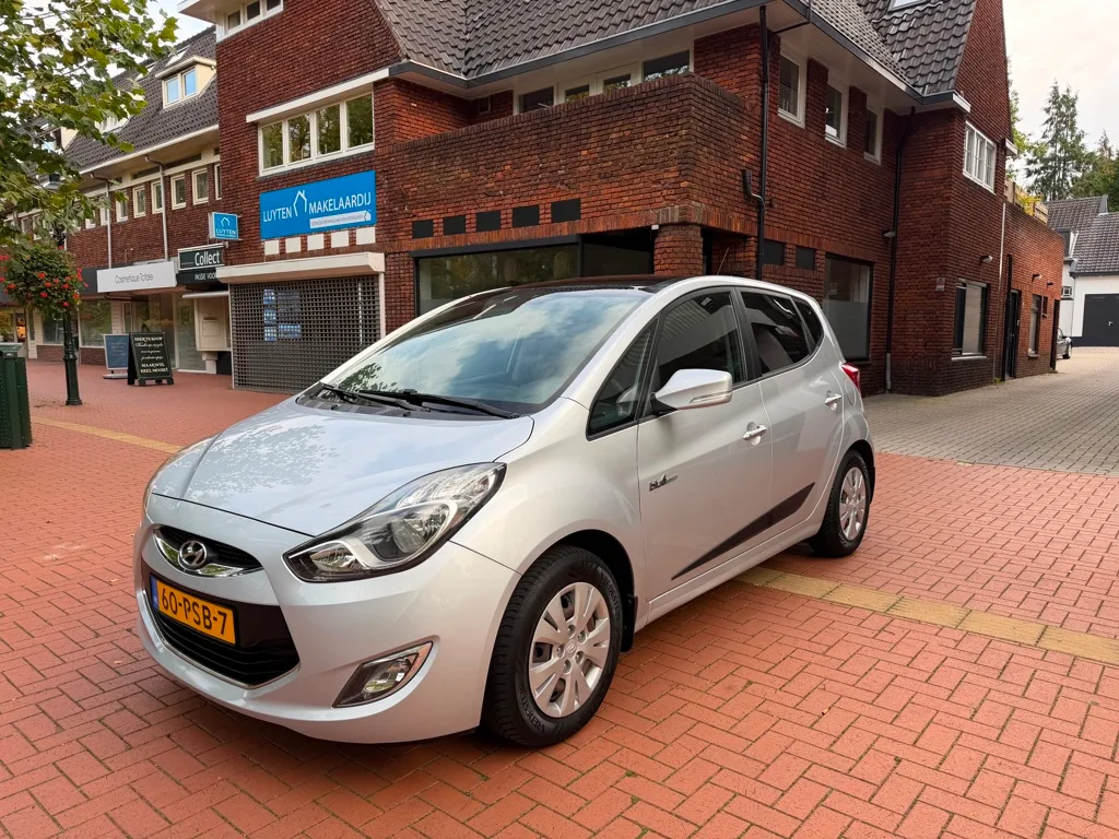 Hyundai ix20 (2011) — foto 1