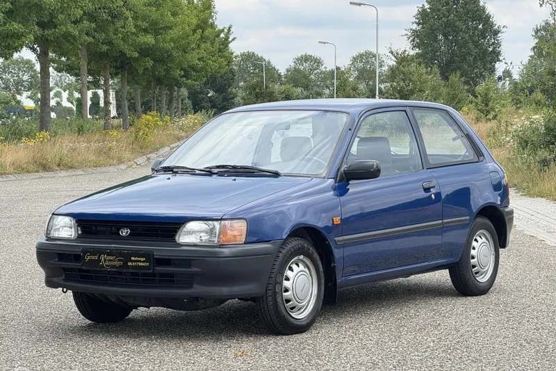 Toyota Starlet (1990)