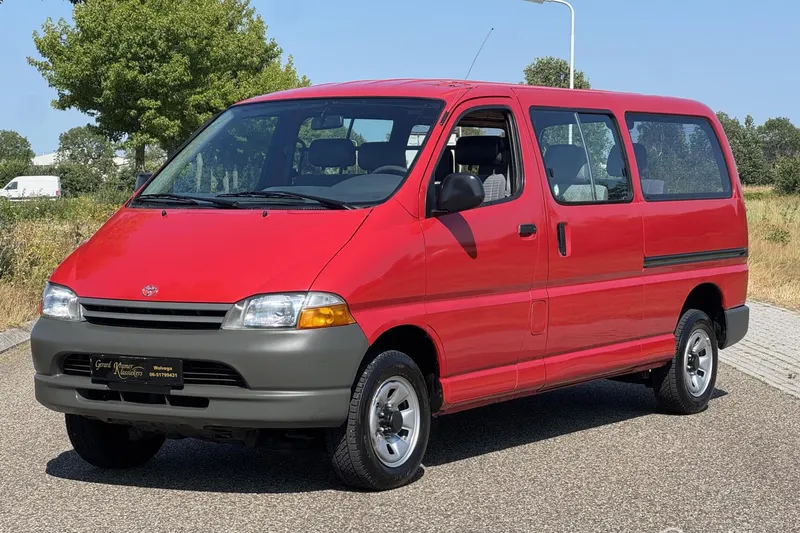 Toyota HiAce (1999)