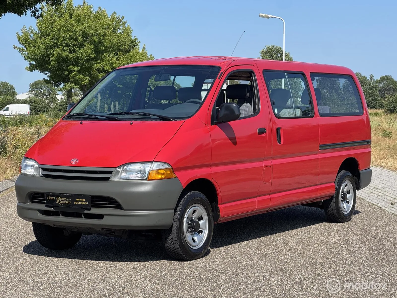 Toyota HiAce (1999) — foto 1