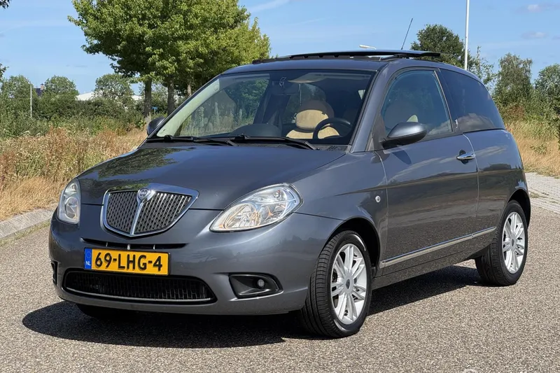 Lancia Ypsilon (2010)