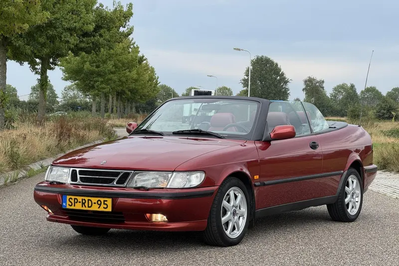 Saab 900 (1998)
