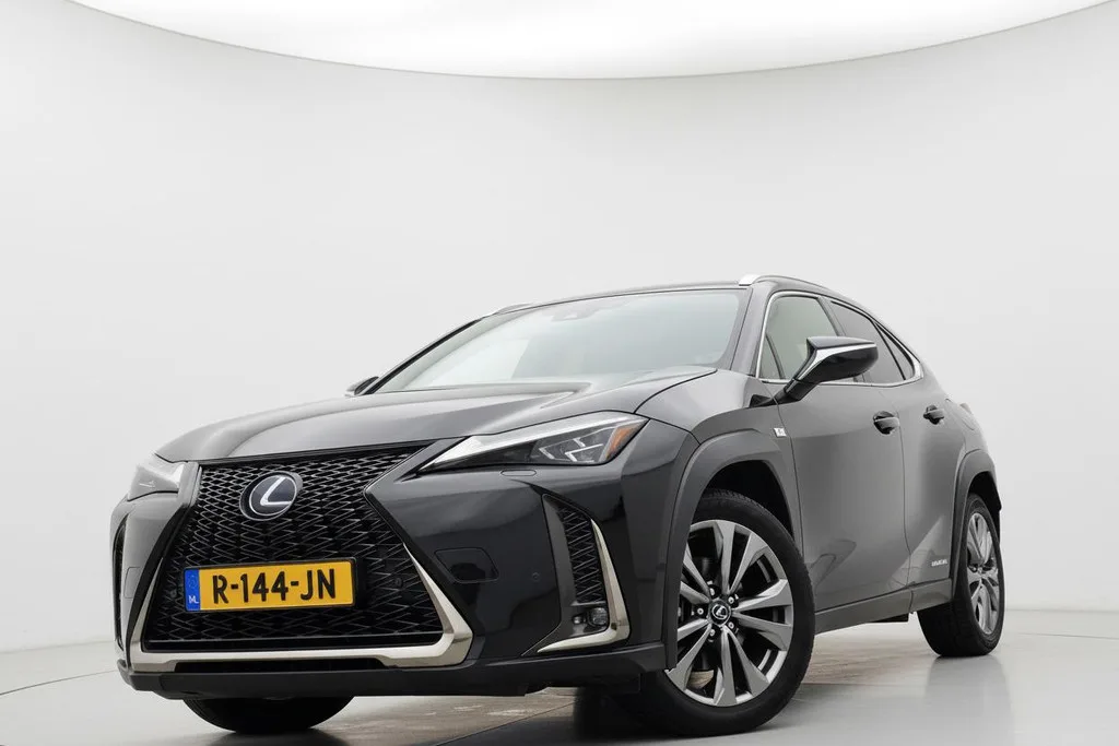Lexus UX (2020) — foto 1