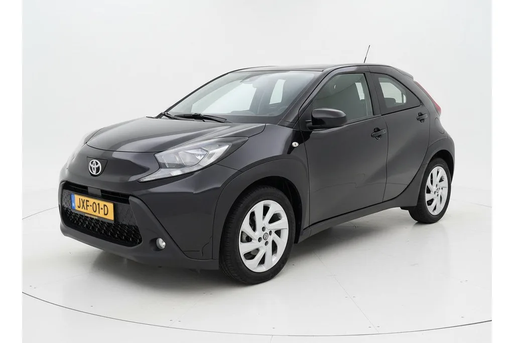 Toyota Aygo X (2022) — foto 1