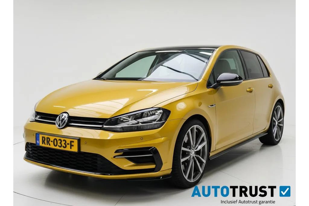 Volkswagen Golf (2018) — foto 1