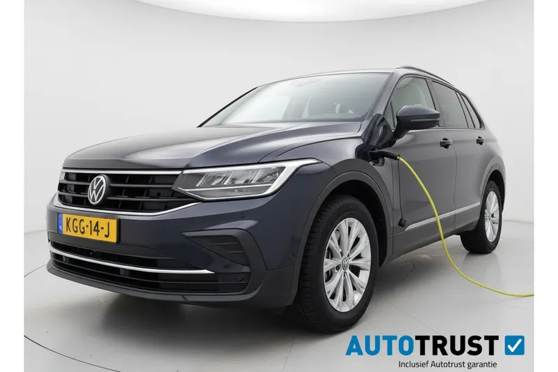 Volkswagen Tiguan (2022)
