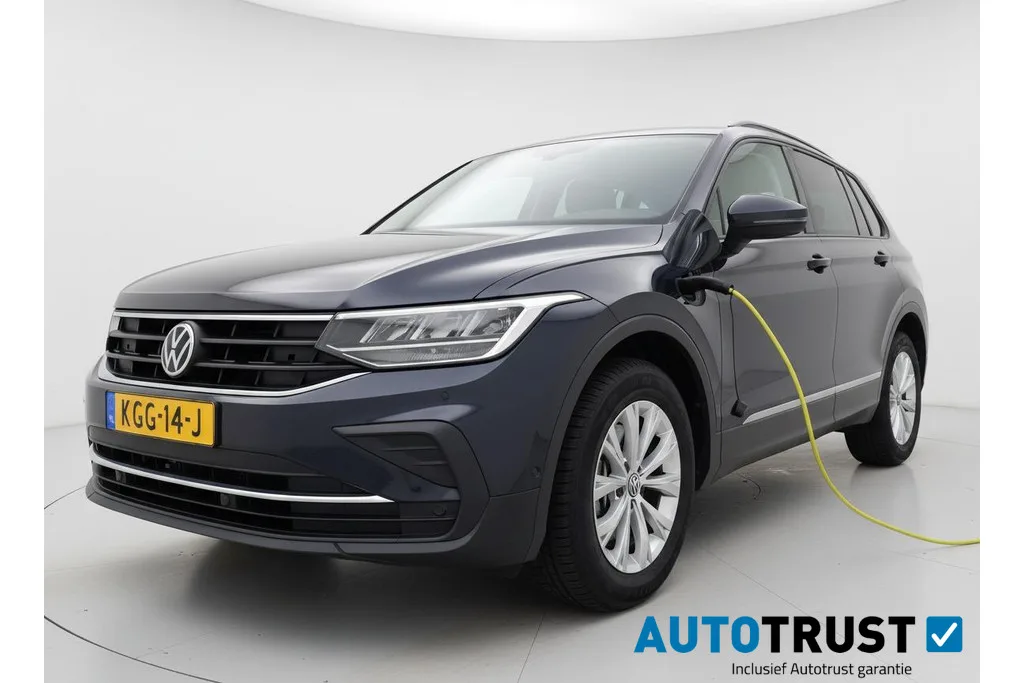 Volkswagen Tiguan (2022) — foto 1