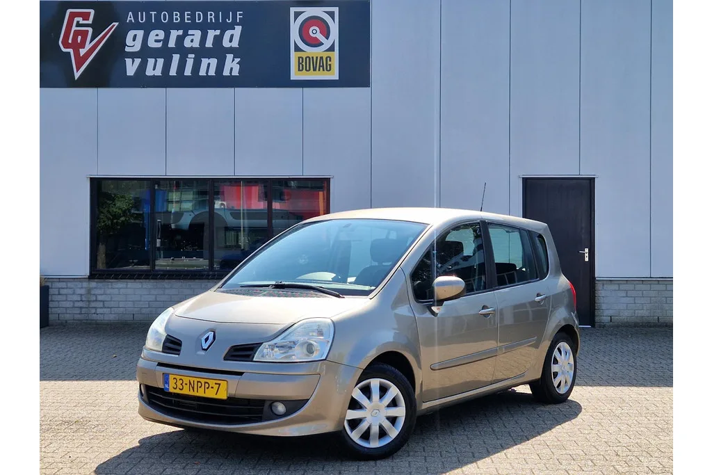 Renault Grand Modus (2010) — foto 1