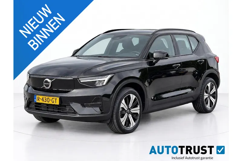 Volvo XC40 (2022)
