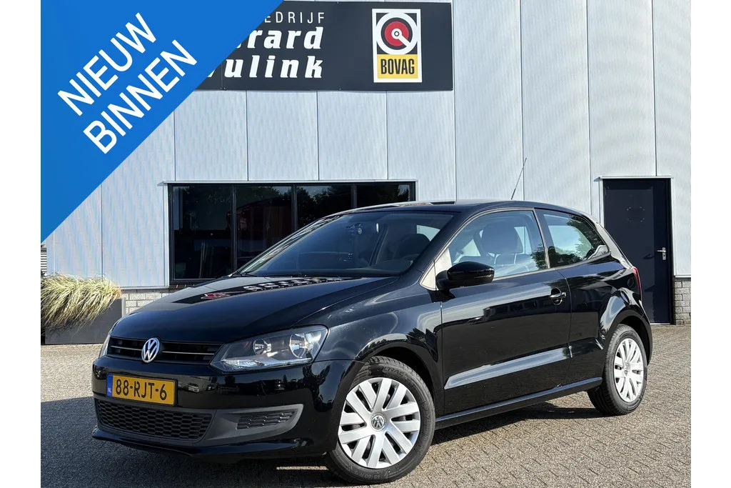 Volkswagen Polo (2011) — foto 1