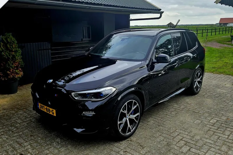 BMW X5 (2020)