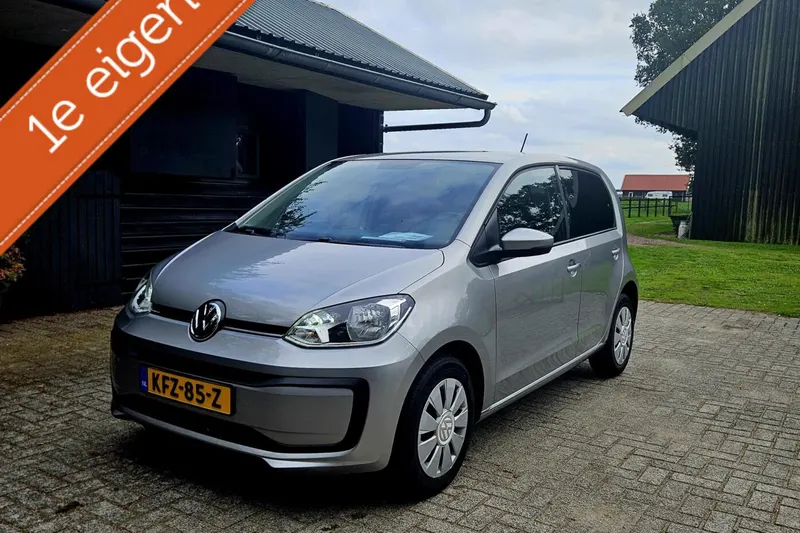 Volkswagen Up! (2017)