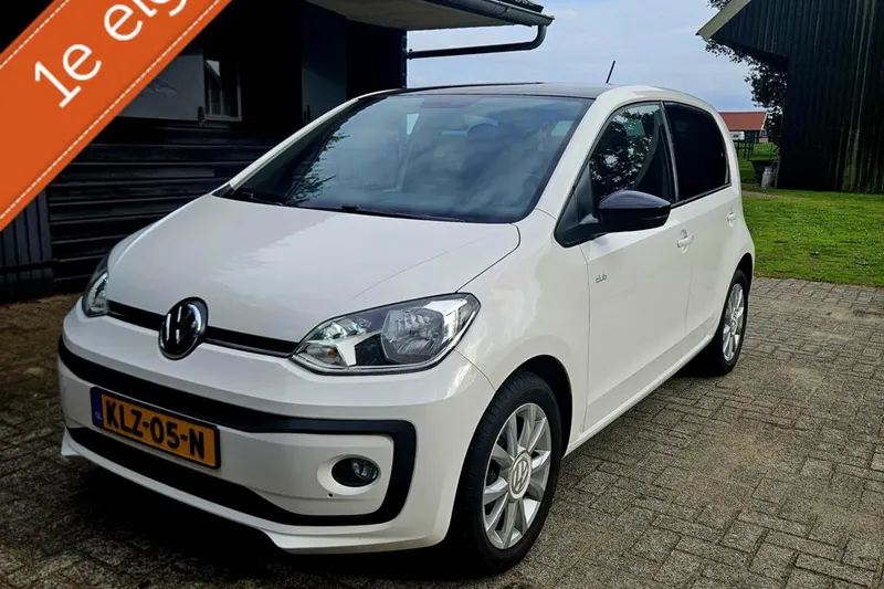 Volkswagen Up! (2016)