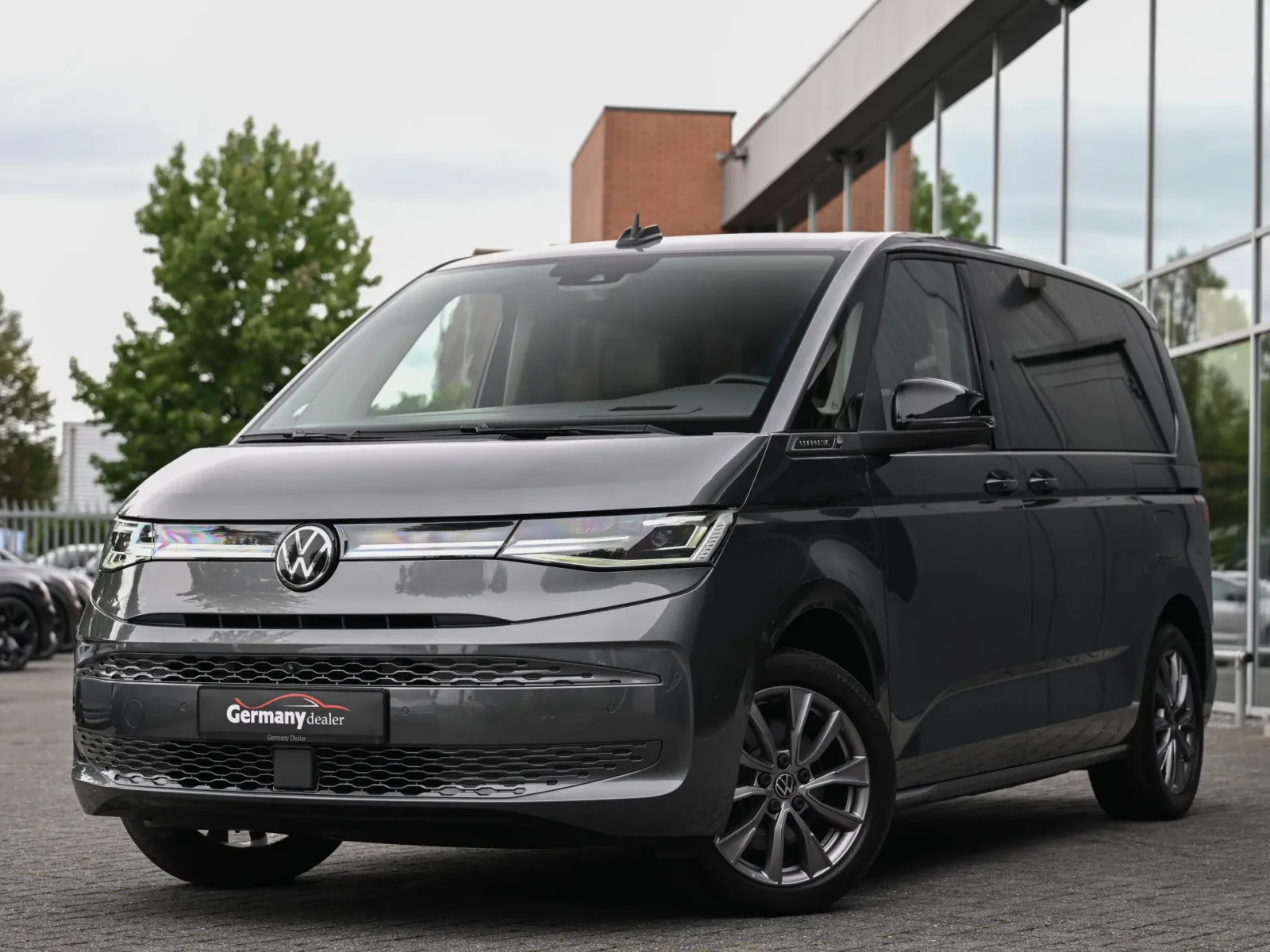 Volkswagen Multivan (2021) — foto 1