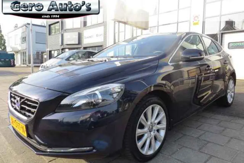 Volvo V40 (2016)
