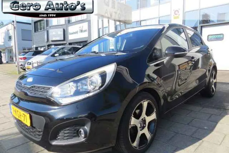 Kia Rio (2013)