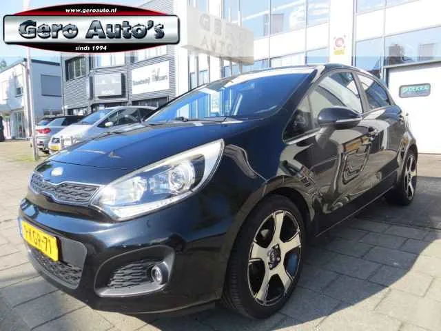 Kia Rio (2013) — foto 1
