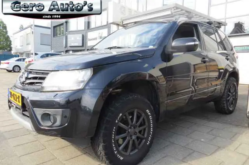 Suzuki Grand Vitara (2013)