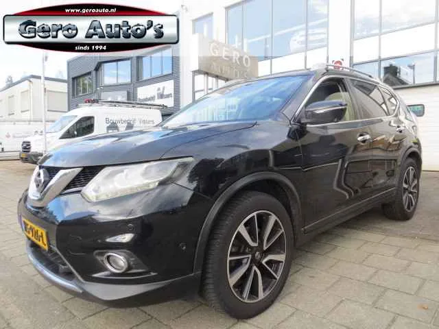 Nissan X-Trail (2015) — foto 1