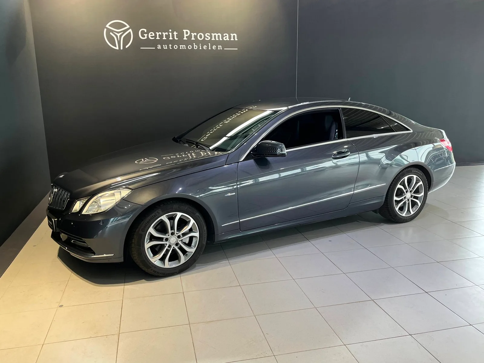 Mercedes-Benz E-Klasse (2011) — foto 1
