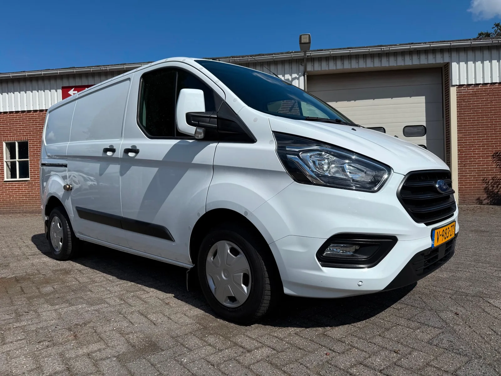 Ford Transit Custom (2019) — foto 1